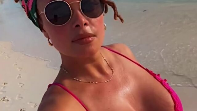 Joy Taylor nude video showing off her huge boobs is hot viral!!!