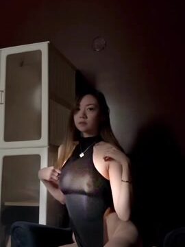 FanFan Showing Off Her Nipples In A See-Through Dress