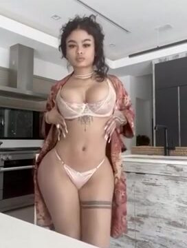 India Love Nude Shows Off Her Sexy Body