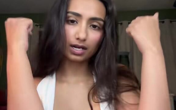 Shaghana Doyle Onlyfans Video Showing Off Her Huge Boobs